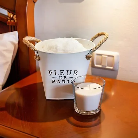 招待所 Gold Istra